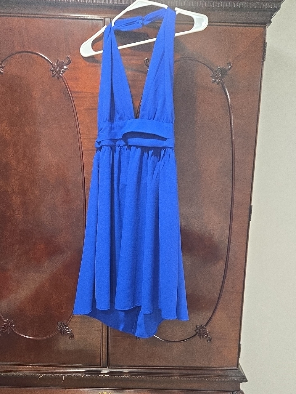 SHEIN Blue Halter Top with Plunge Neckline